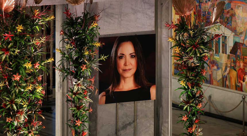 Corina Machado vai a Oslo mas não participa nas cerimónias do Nobel da Paz