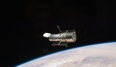 "Photobombing" é o mais recente desafio da NASA. Constelações de satélites invadem fotos do Hubble - Ciência