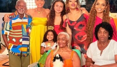 Camila Pitanga reúne mãe, pai, ex-marido e atual noivo em celebração de Natal. Veja os registros