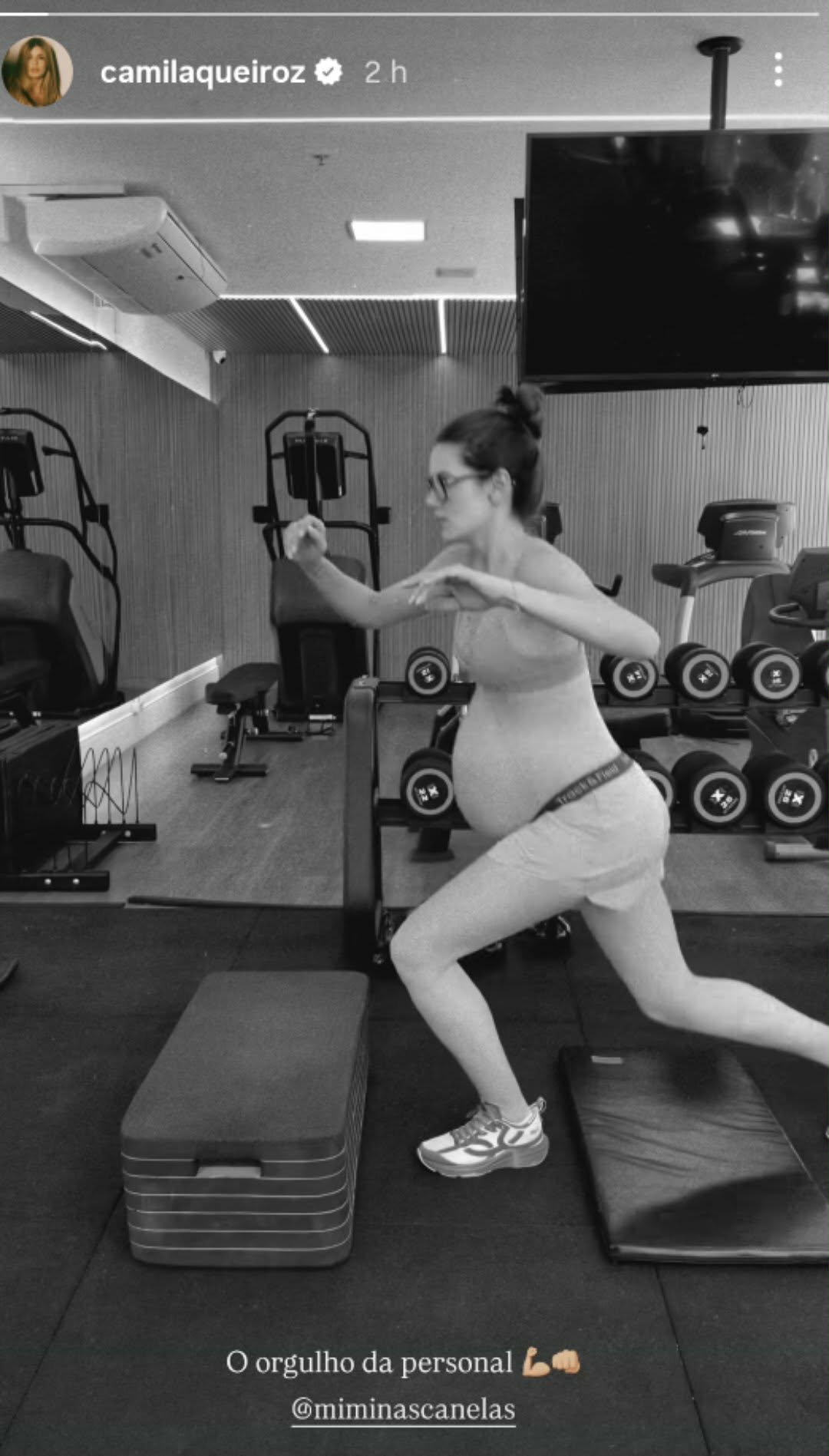 Camila Queiroz treinando grávida - Foto: @camilaqueiroz