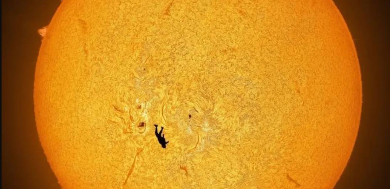 Astrofotógrafo acerta e cria imagem perfeita de paraquedista diante do Sol