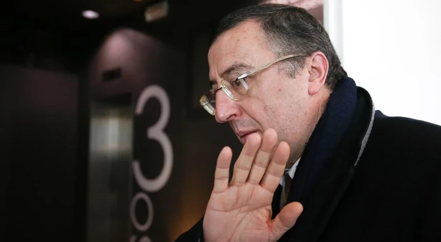 Parlamento aprova audição de Carlos Alexandre sobre fraudes no SNS