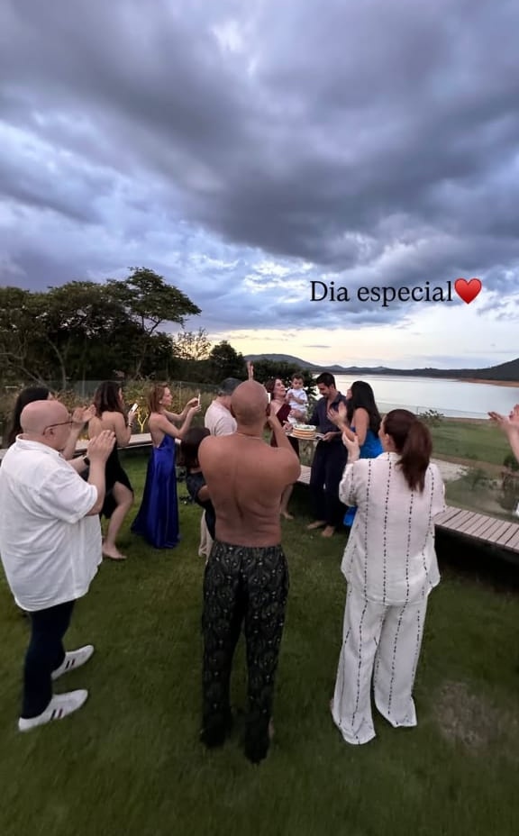 Claudia Raia mostra a comemoração de seu aniversário
