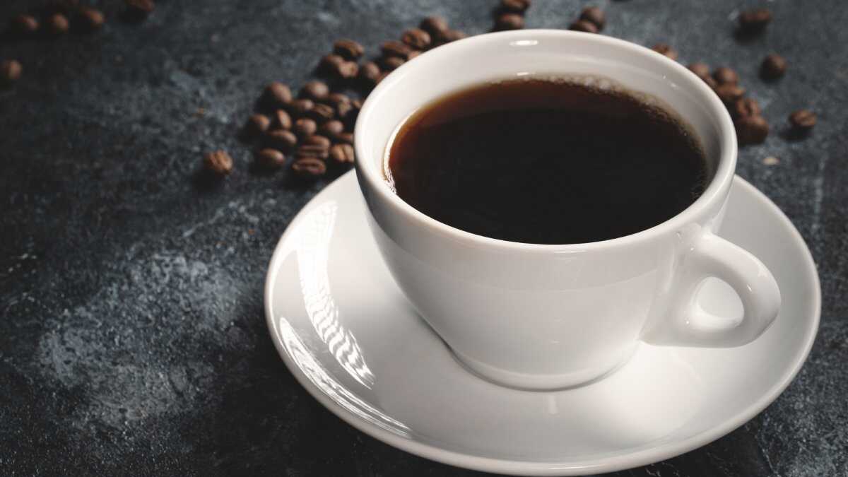 Café sem açúcar pode ajudar você a viver mais, aponta estudo