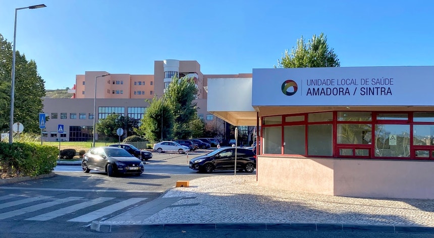 Cinco urgências de ginecologia e obstetrícia fechadas e Amadora-Sintra demorado em dia de Natal