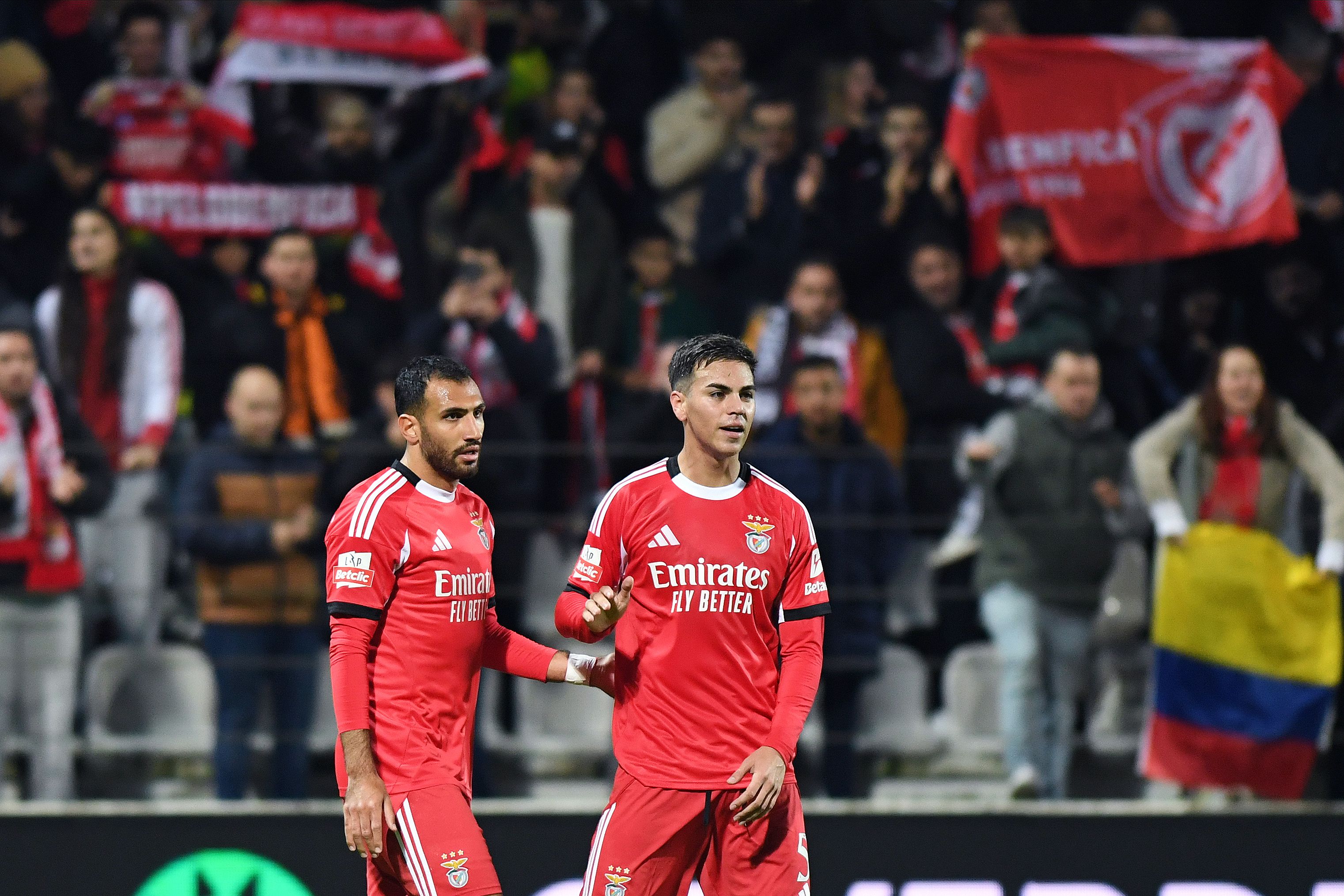 Pavlidis e Enzo Barrenechea celebram golo apontado frente ao Moreirense - Foto: Rogério Ferreira / Kapta+