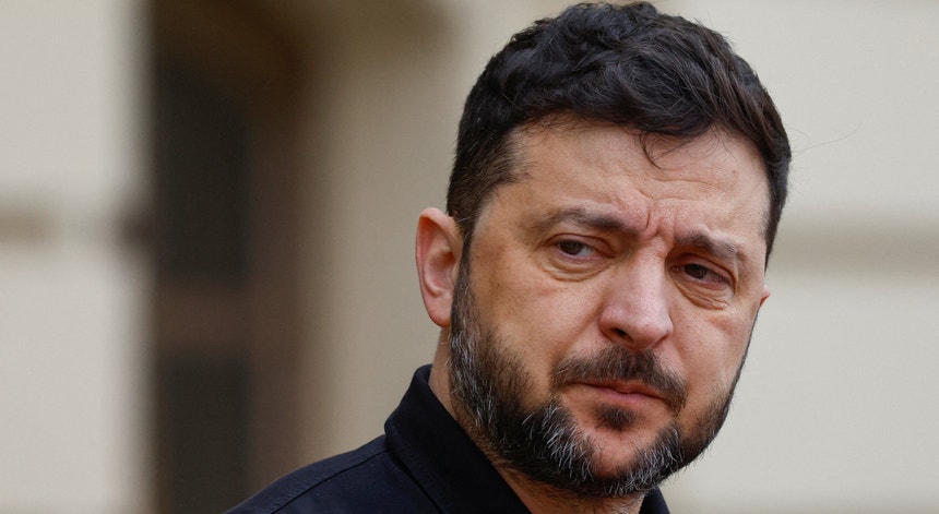 Acordo de paz para a Ucrânia. Zelensky reúne-se com aliados europeus em Londres e Bruxelas