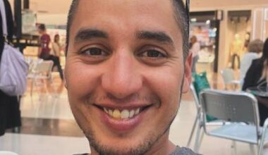 Jovem desaparecido estava a dormir no carro e já regressou a casa