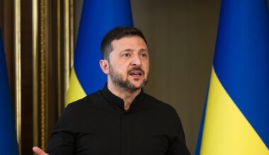 Zelensky considera referendo e saída do Donbas sugerida pelos EUA