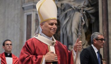 Vaticano diz que atos sexuais "não se limitam a assegurar a procriação" e reconhece "finalidade unitiva"