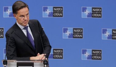 NATO está “pronta para fazer o que for preciso” para proteger a Europa - Diário de Notícias