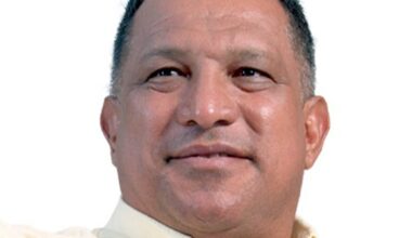 Alfredo Díaz Morre em Prisão sob Custódia do Estado