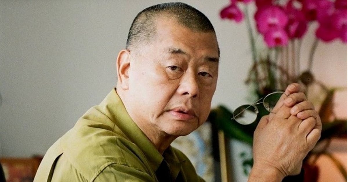 Cinco anos após ser preso, magnata dos media de Hong Kong crítico da China vai saber o veredito