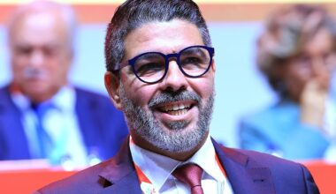 Novo presidente propõe aumento salarial para autarcas e funcionários