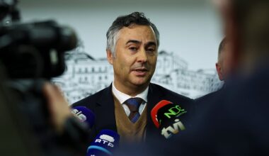 Ministro alerta para degradação de residências universitárias com apenas alunos carenciados