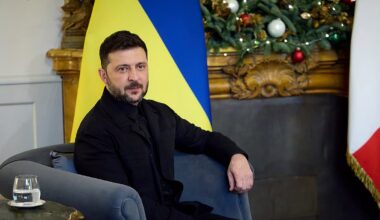 Zelensky anuncia novo encontro com Trump, que deve ser domingo. "Muitas coisas podem ser decididas antes do Ano Novo"