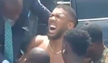 Pugilista Anthony Joshua ferido em acidente de viação na Nigéria que matou duas pessoas
