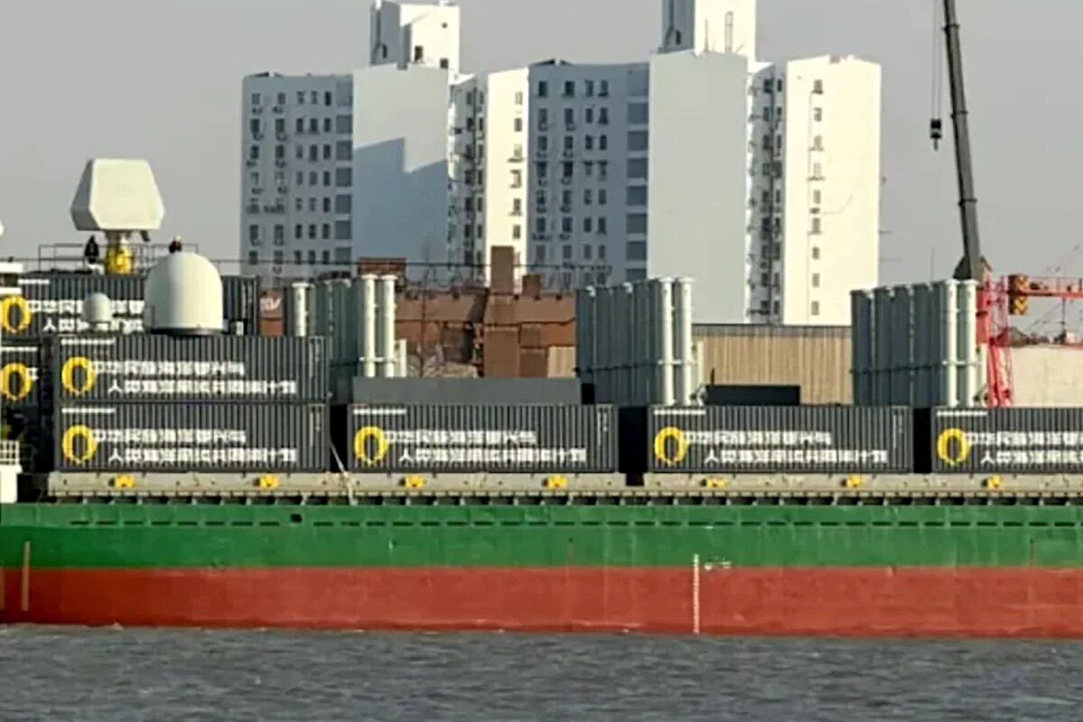 China está discretamente a adaptar cargueiros para uso militar em caso de guerra