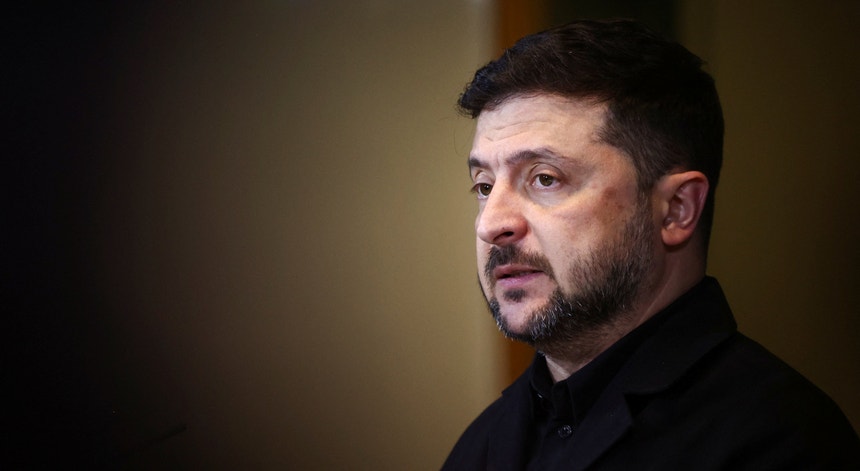 Zelensky nos Países Baixos para debater "apoio inabalável" e reconstrução da Ucrânia