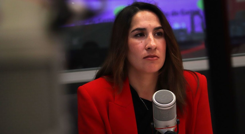 Habitação. Ex-ministra do PS aponta "evidente correlação" entre medidas do Governo e aumento de preços