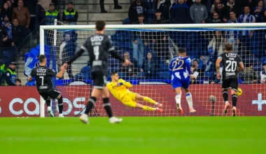 Vitória de Guimarães gela o Dragão