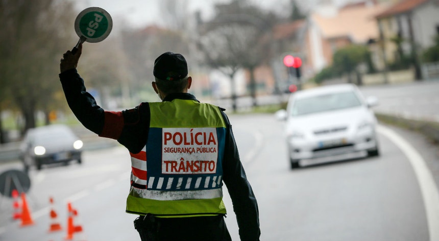 Festas em Segurança. PSP soma 102 detenções nas estradas em segunda fase