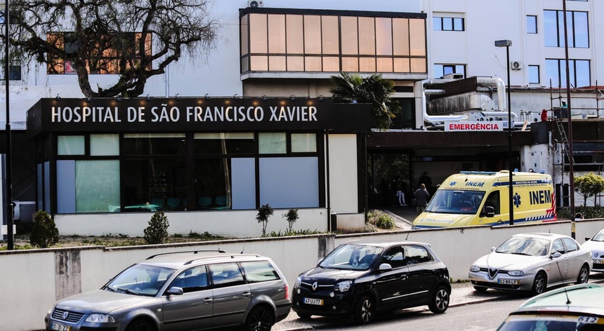Corpo encontrado junto à PSP de Lisboa era de utente do hospital de São Francisco Xavier