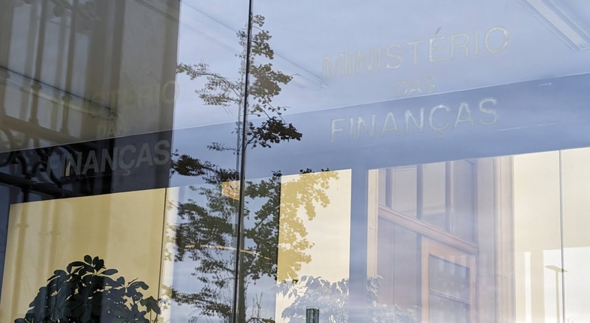 4,5 mil milhões amortizados em dezembro. Portugal recompra mais 900 milhões em dívida pública