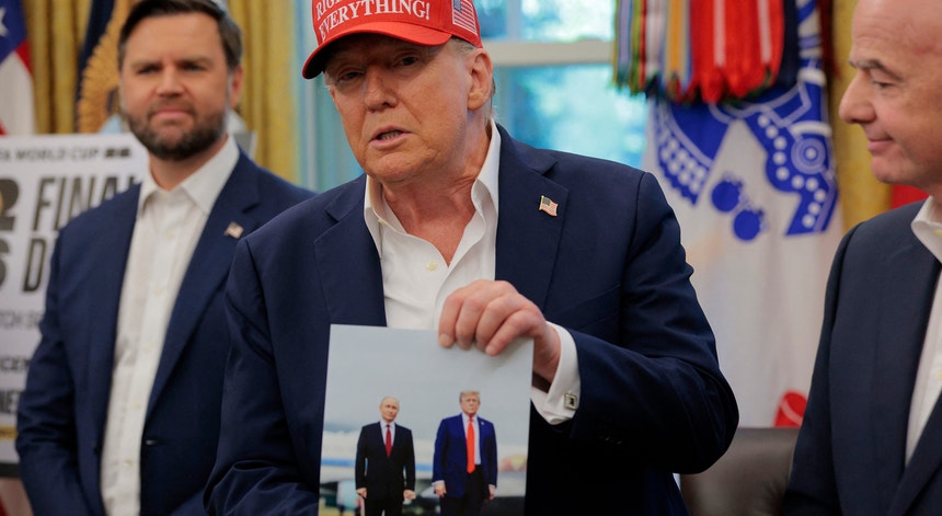 "Está forte". Moscovo elogia documento da Administração Trump que aponta apagamento da Europa