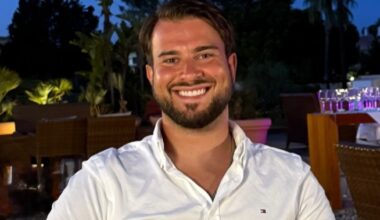 Siga-nos no Google News