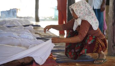 Ataque da junta militar a hospital faz pelo menos 30 mortos