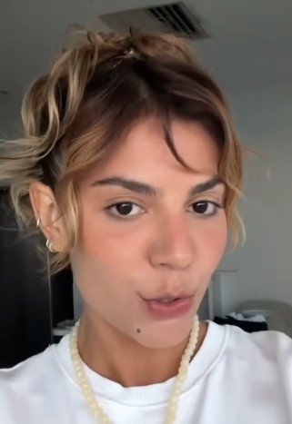 Mesmo expulsa do "BBB 19" por agressão, Hariany fez fortuna participando de campanhas publicitárias. Com dez milhões de seguidores, ela se prepara para lançar uma linha de cosméticos  — Foto: reprodução