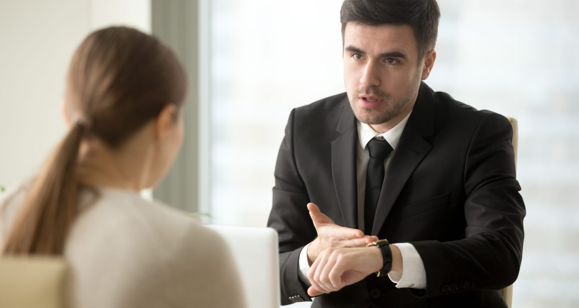 Chegava sempre mais cedo ao trabalho e acabou despedida. Caso foi para tribunal que deu razão à empresa