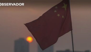 China impõe sanções aos EUA por fornecerem armas a Taiwan – Observador