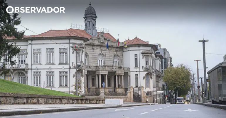 Câmara aprova aumento de 0,5% no IRS com voto contra do PS – Observador