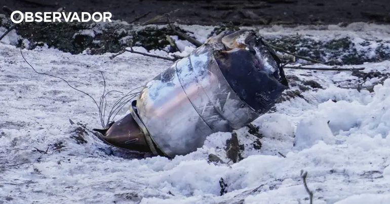 Ucrânia ataca refinaria russa de abastecimento militar – Observador