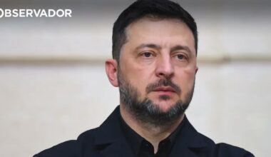 Quatro drones passaram perto do avião de Zelensky na Irlanda – Observador
