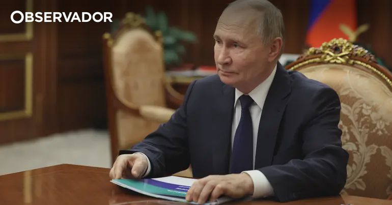 Putin impede execução de sentenças de tribunais estrangeiros – Observador