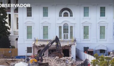 Trump processado por obras de salão de baile na Casa Branca – Observador