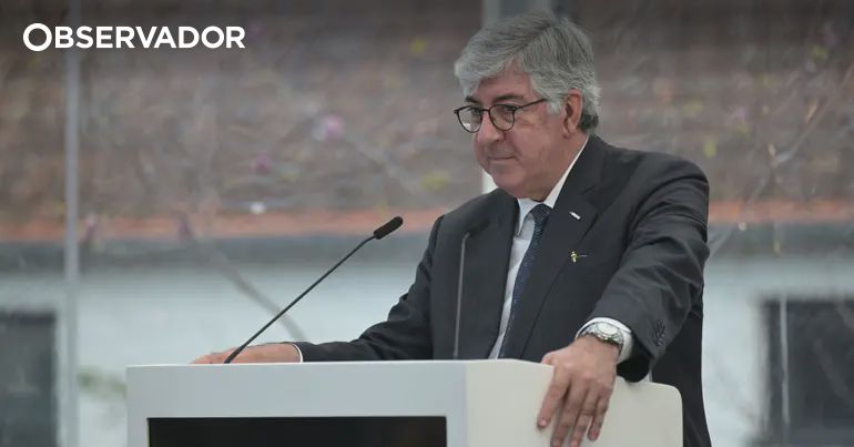 tribunal dá razão ao reitor – Observador