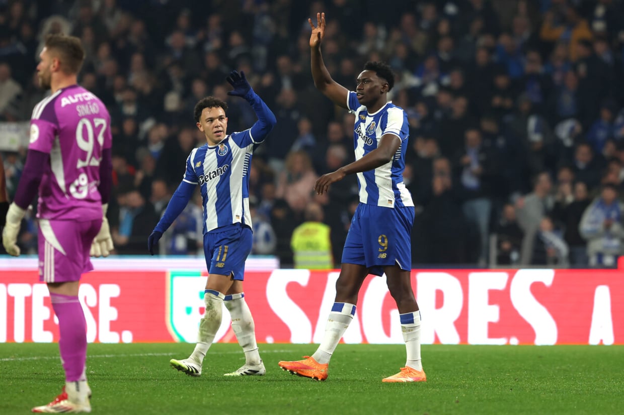 Samu deixa farpa: «Consegui sair a jogar, apesar de me chamarem trapalhão...» - zerozero.pt