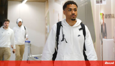 Comprar Rômulo custa 4 milhões ao Sporting - Sporting