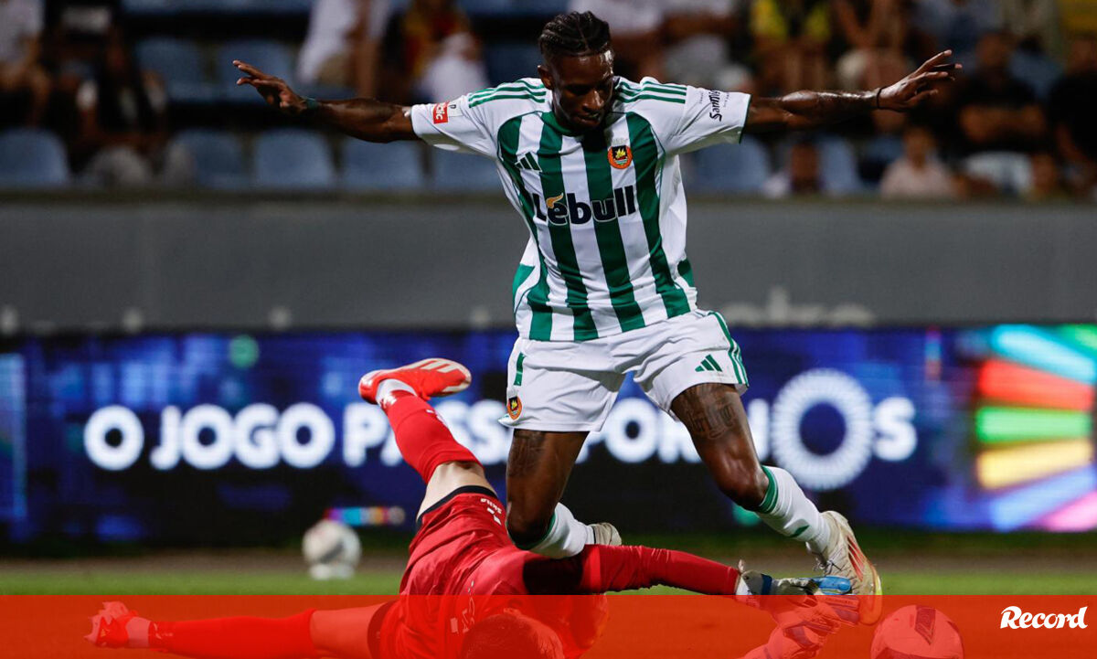 O jogador mais atrevido do drible no campeonato: o que pode dar André Luiz ao Benfica - Benfica