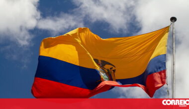 Ataque armado em zona turística causa seis mortos no Equador. Bebé de dois anos morreu - Mundo