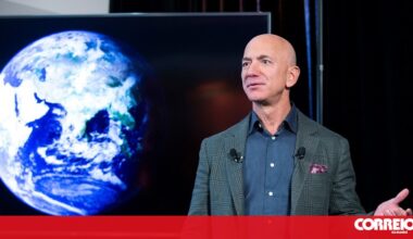 Foguetão de Jeff Bezos ameaça domínio da Space X de Elon Musk - Mundo