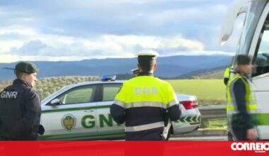 Condutor de 89 anos apanhado em contramão na A4 - Portugal