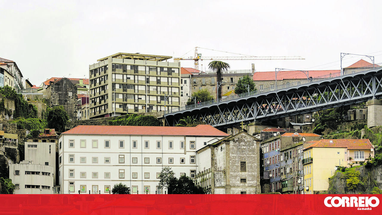 Mais de metade dos municípios cobram taxa mínima no IMI em 2026 - Economia