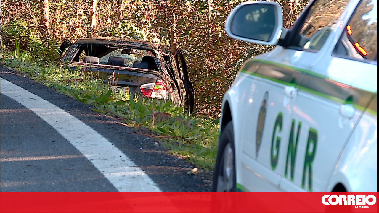 Jovem morre em despiste de carro em Águeda. Ia com amigos ver o nascer do sol ao Caramulo - Portugal