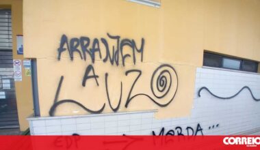 Edifício da Junta de Freguesia de Fernão Ferro vandalizado devido aos constantes cortes de luz - Portugal