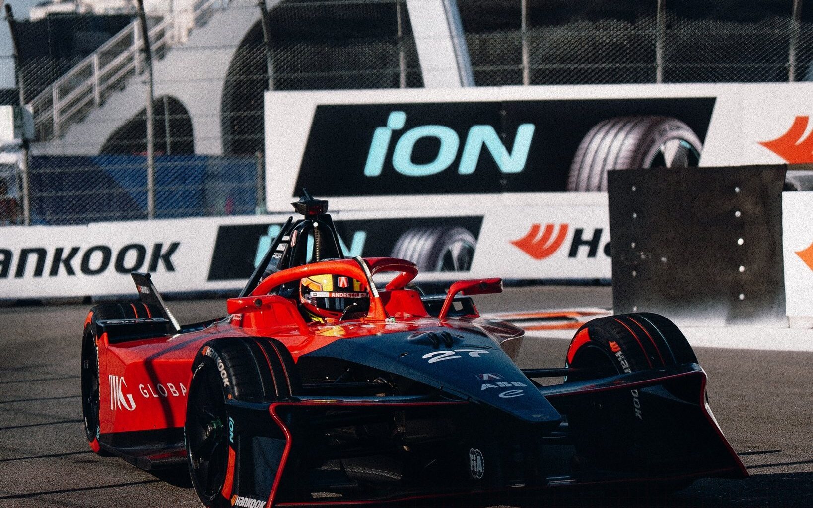 Fórmula E, São Paulo: Corrida caótica dá vitória a Jake Dennis